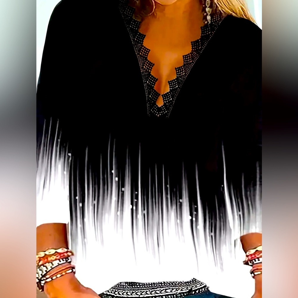 2 for $20 NWT Women’s Gradient Print Blouse  BlackWhite Accent Edge VNeck Collar